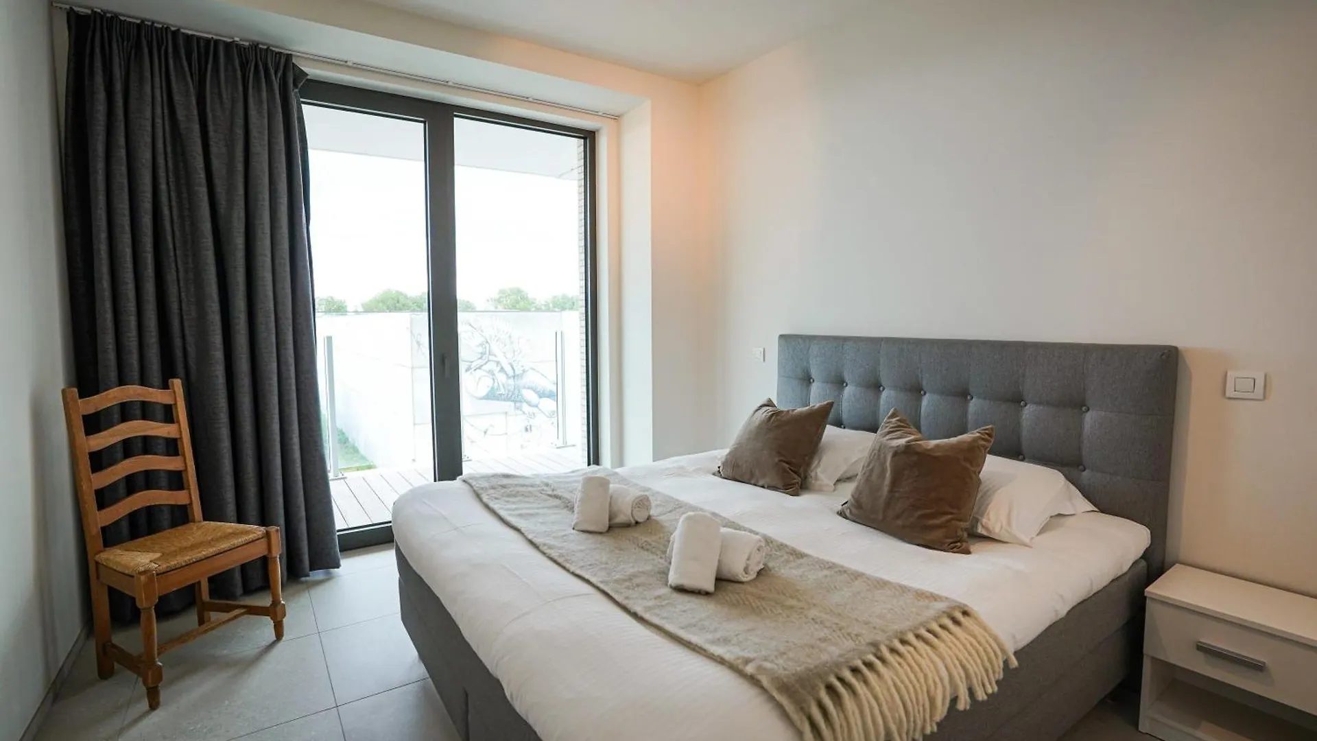 Huswell - Beautiful Apartment With Communal Pool And Gym Ostend Belgium